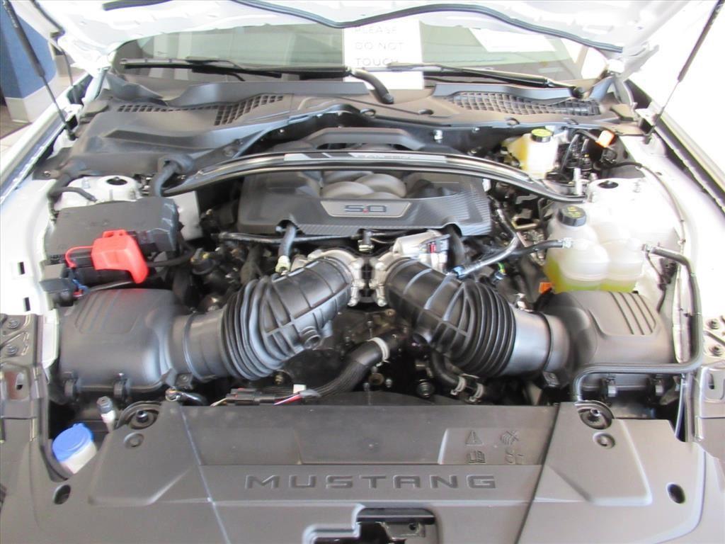 new 2025 Ford Mustang car