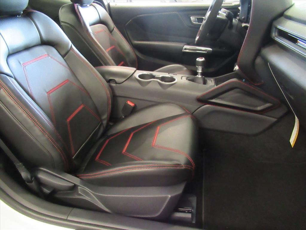 new 2025 Ford Mustang car