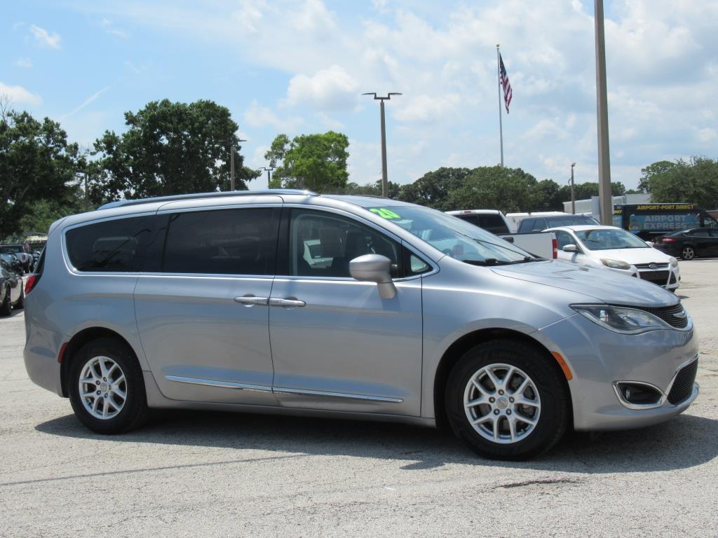 used 2020 Chrysler Pacifica car, priced at $12,000