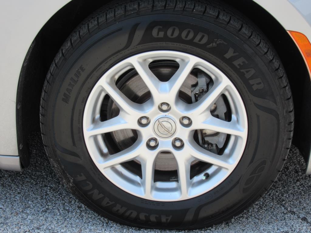 used 2020 Chrysler Pacifica car, priced at $12,000