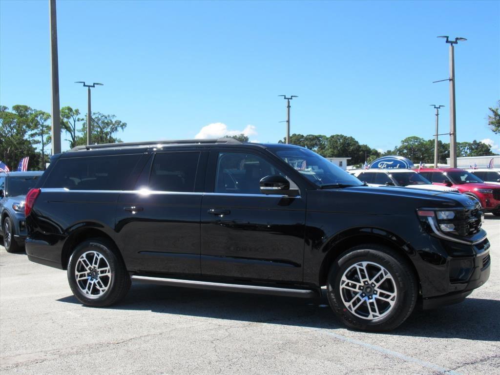 new 2025 Ford Expedition Max car, priced at $68,372