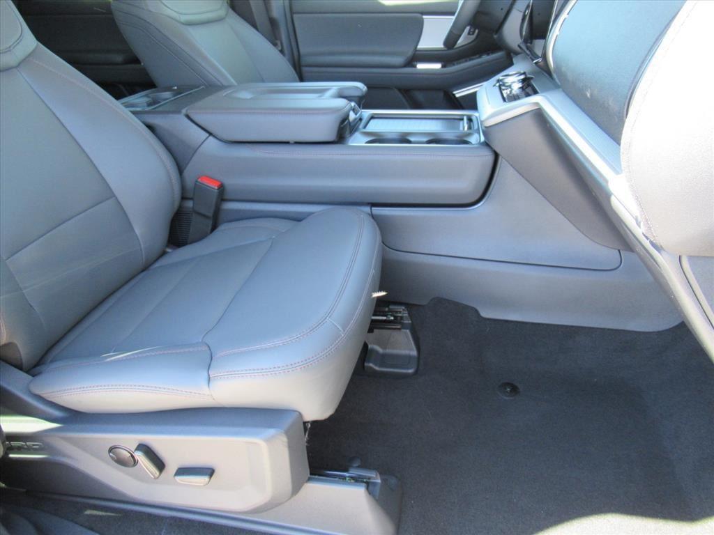 new 2025 Ford Expedition Max car, priced at $68,372