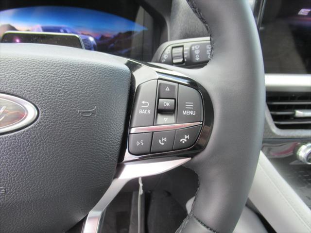 new 2025 Ford Explorer car, priced at $59,105