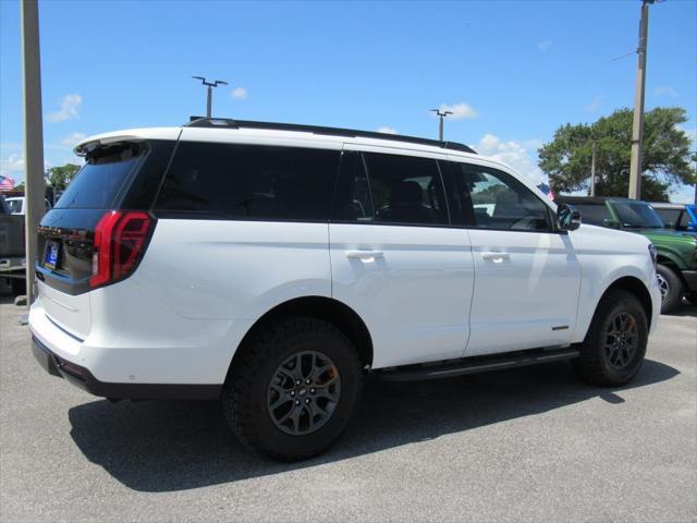 new 2025 Ford Expedition car, priced at $84,020