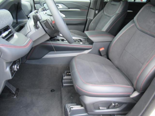 new 2025 Ford Explorer car, priced at $57,112