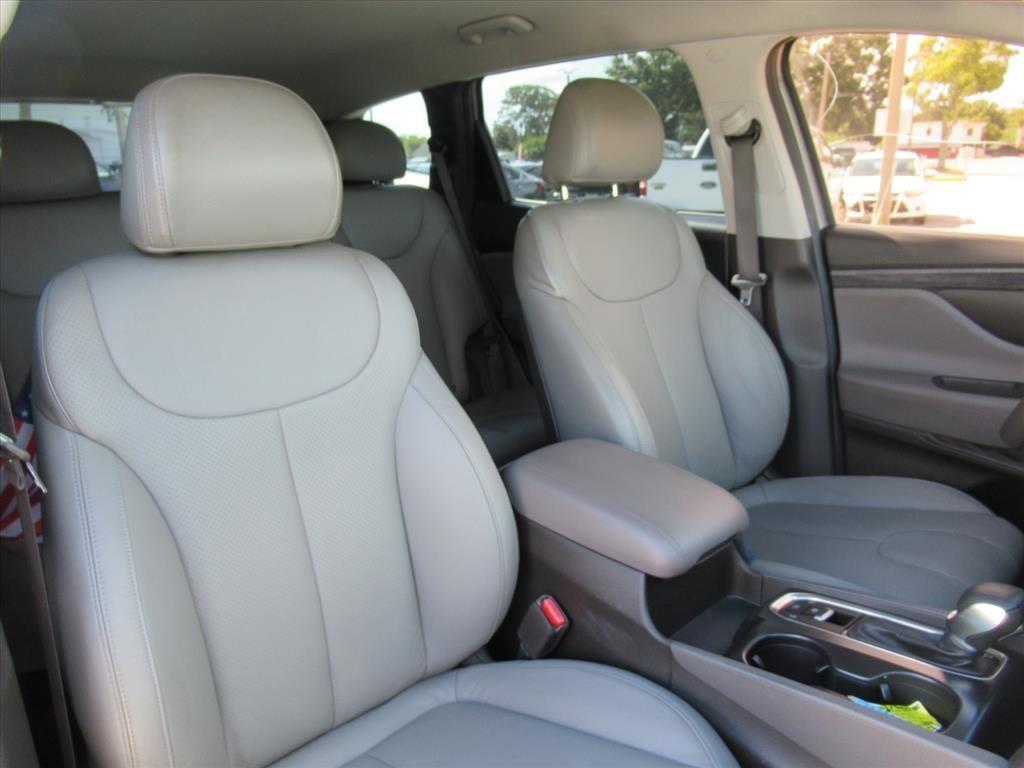 used 2020 Hyundai Santa Fe car, priced at $16,400