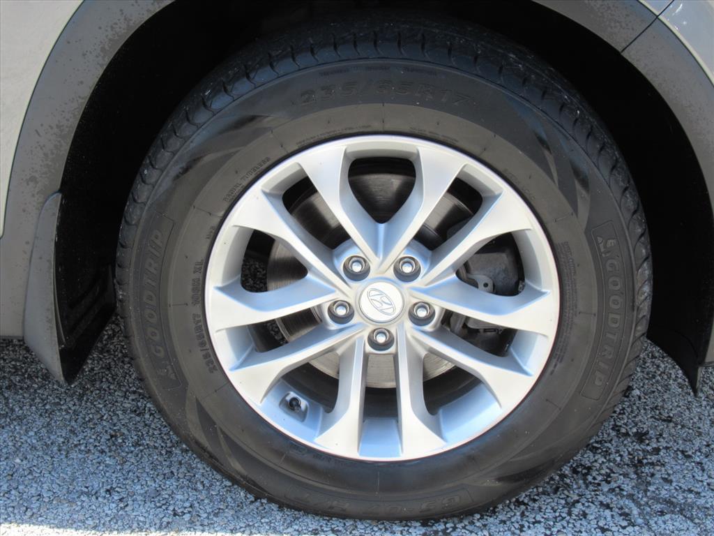 used 2020 Hyundai Santa Fe car, priced at $17,000