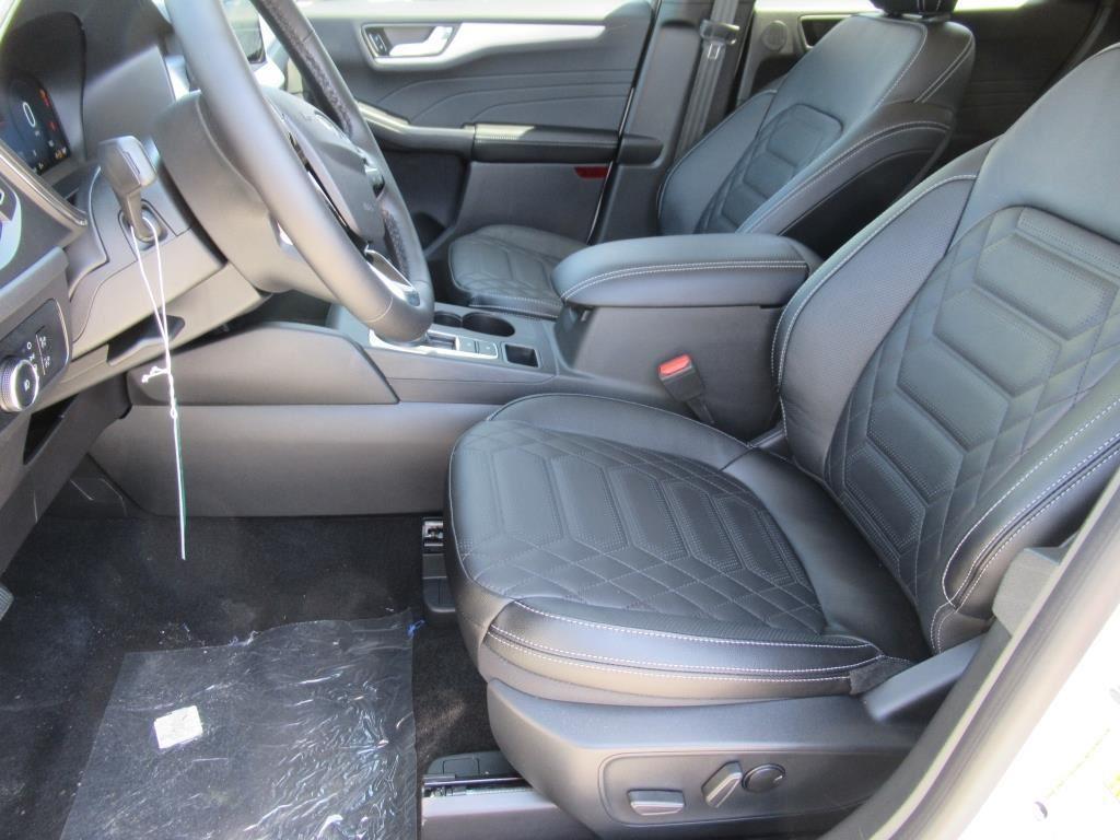 new 2024 Ford Escape PHEV car, priced at $45,420