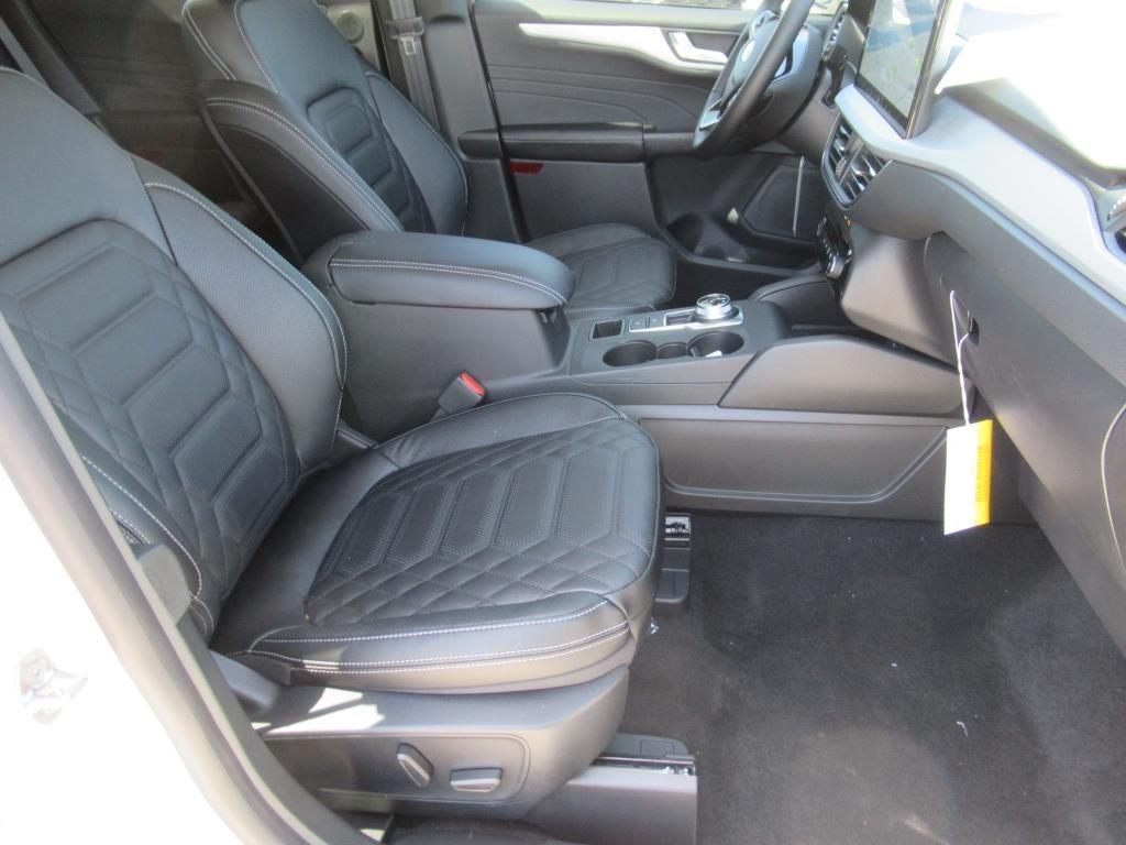 new 2024 Ford Escape PHEV car, priced at $45,420