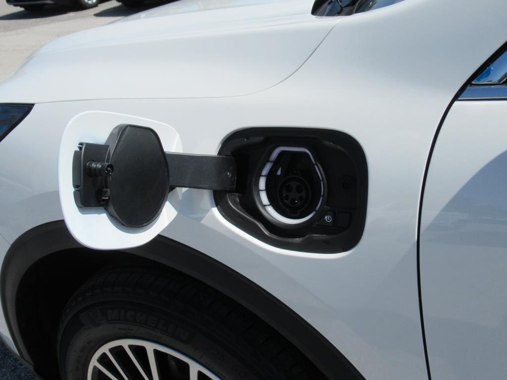 new 2024 Ford Escape PHEV car, priced at $45,420