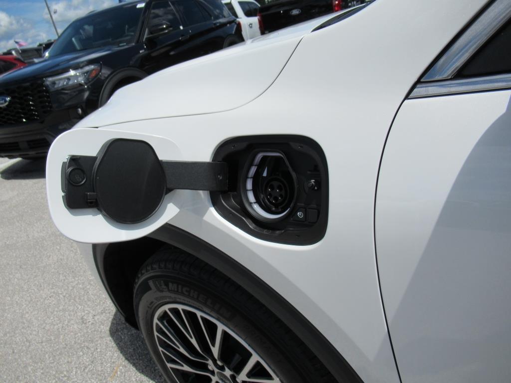 new 2025 Ford Escape PHEV car, priced at $35,794