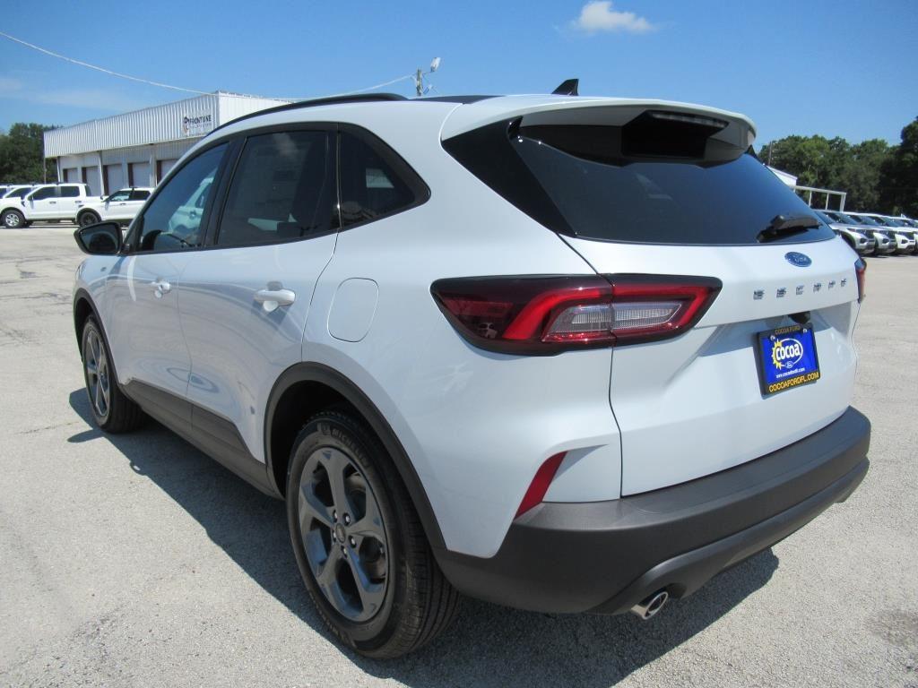 new 2025 Ford Escape car, priced at $29,155