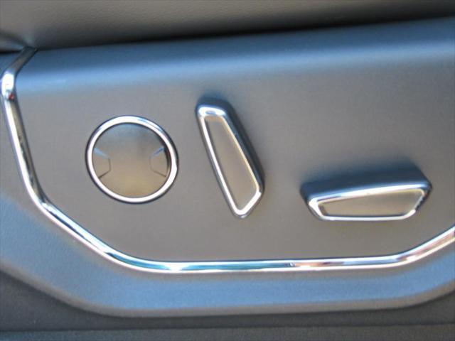 new 2024 Ford Expedition Max car, priced at $86,621