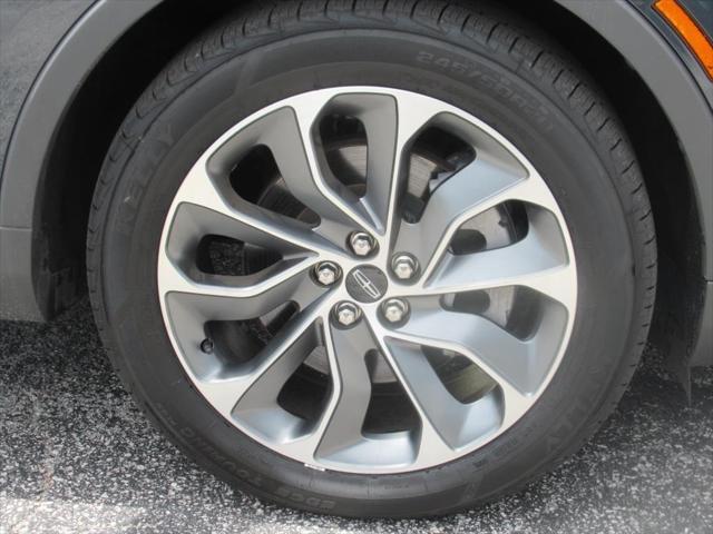 used 2022 Lincoln Nautilus car, priced at $31,699