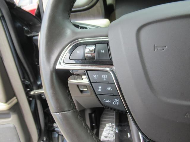 used 2022 Lincoln Nautilus car, priced at $31,699