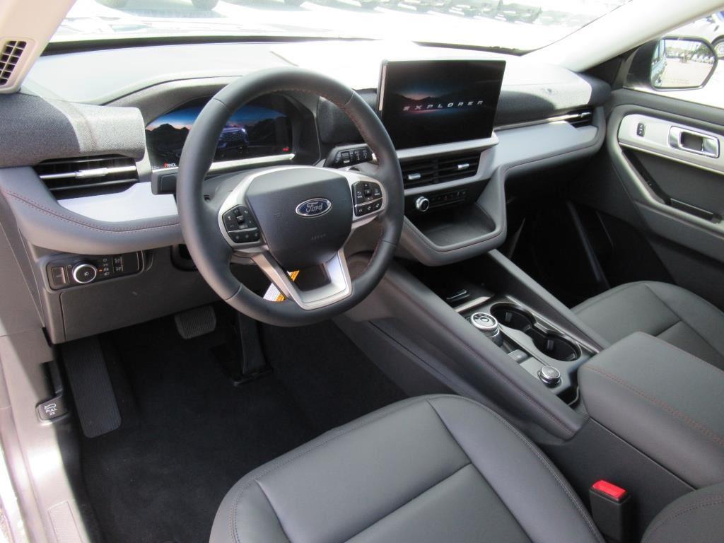 new 2025 Ford Explorer car, priced at $42,539