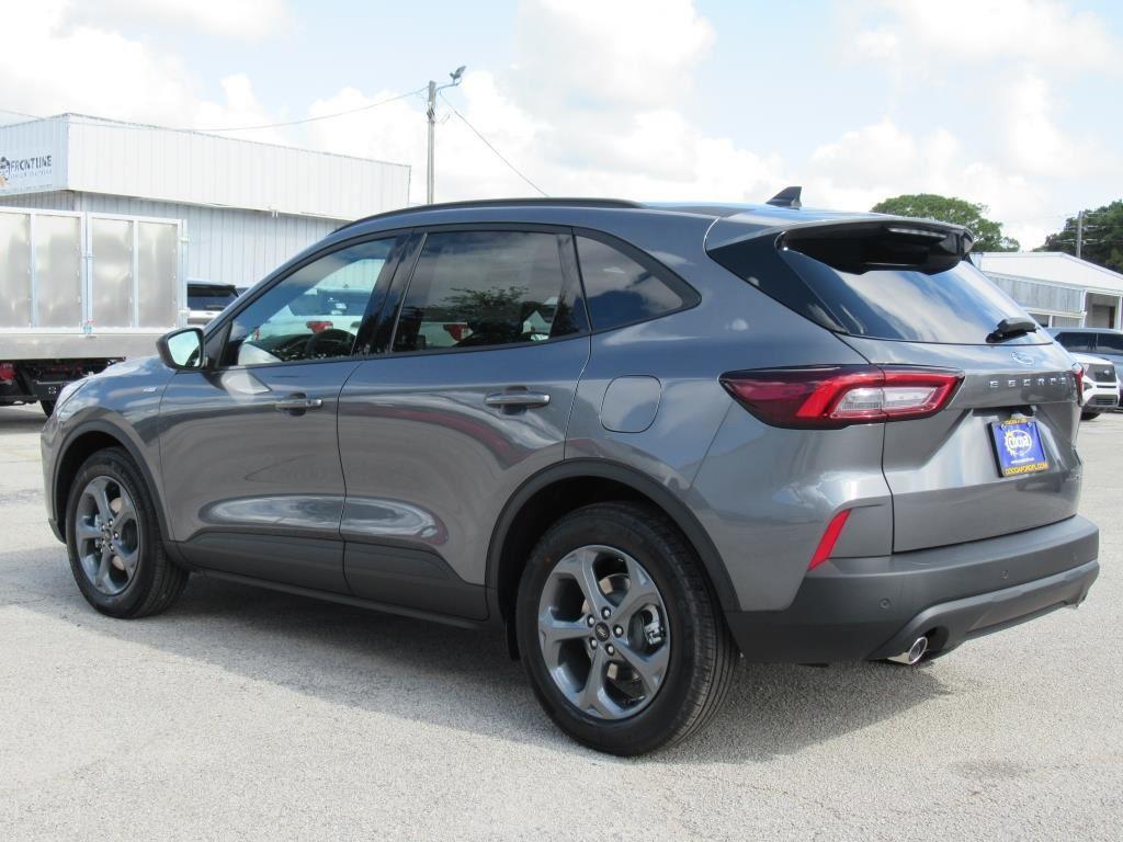 new 2025 Ford Escape car, priced at $33,097