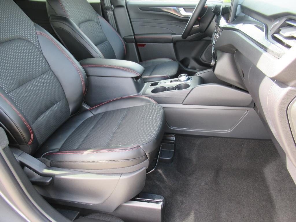 new 2025 Ford Escape car, priced at $33,097