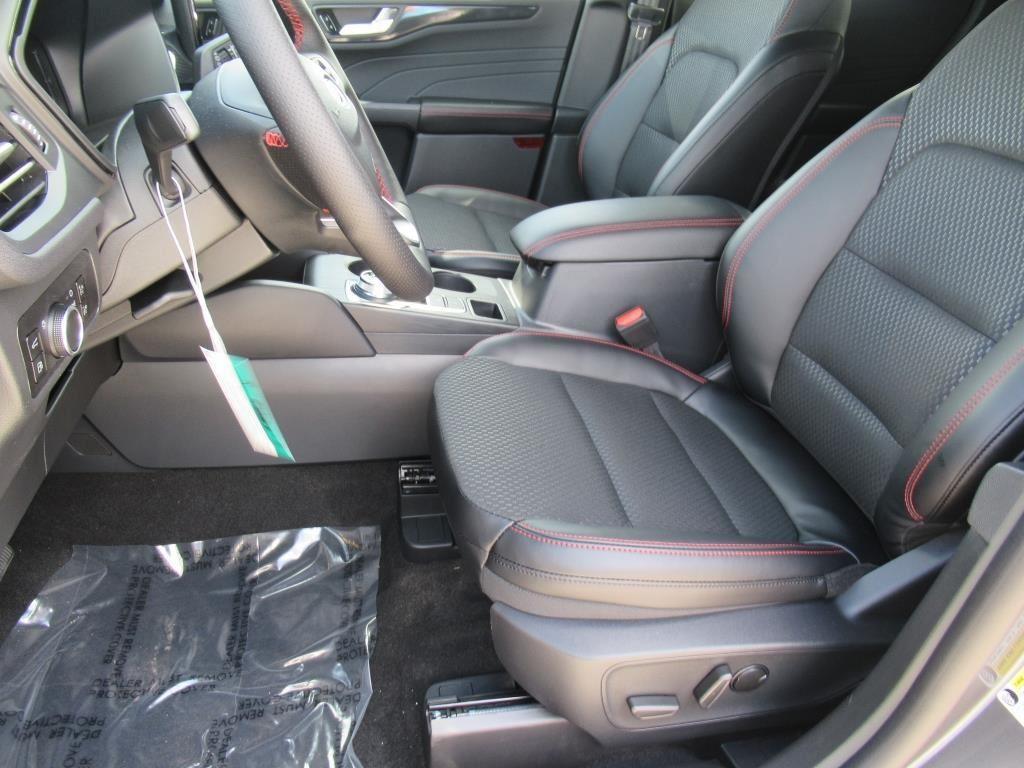 new 2025 Ford Escape car, priced at $33,097