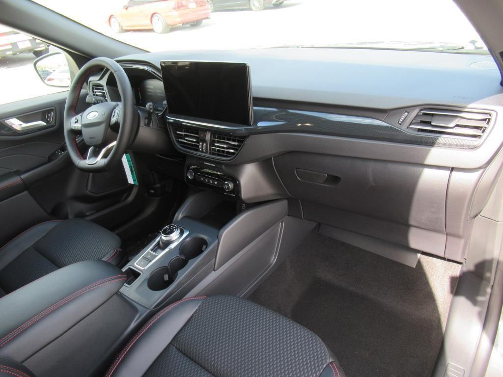 new 2025 Ford Escape car, priced at $33,097