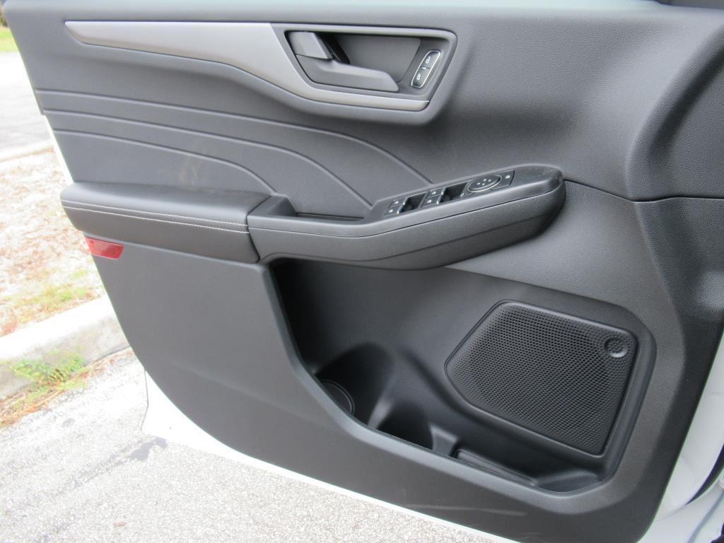 new 2025 Ford Escape car, priced at $21,598