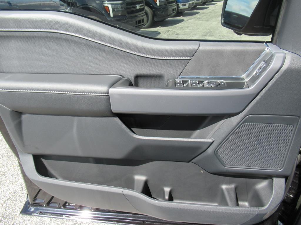 new 2025 Ford F-150 car, priced at $60,804