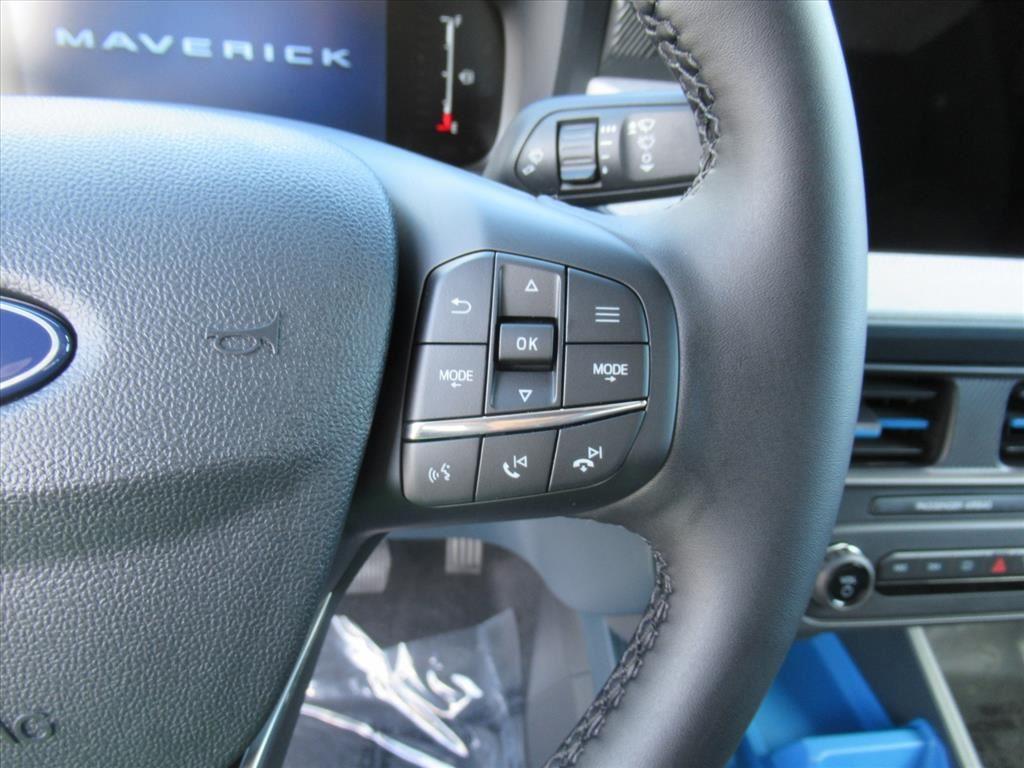 new 2025 Ford Maverick car, priced at $33,307