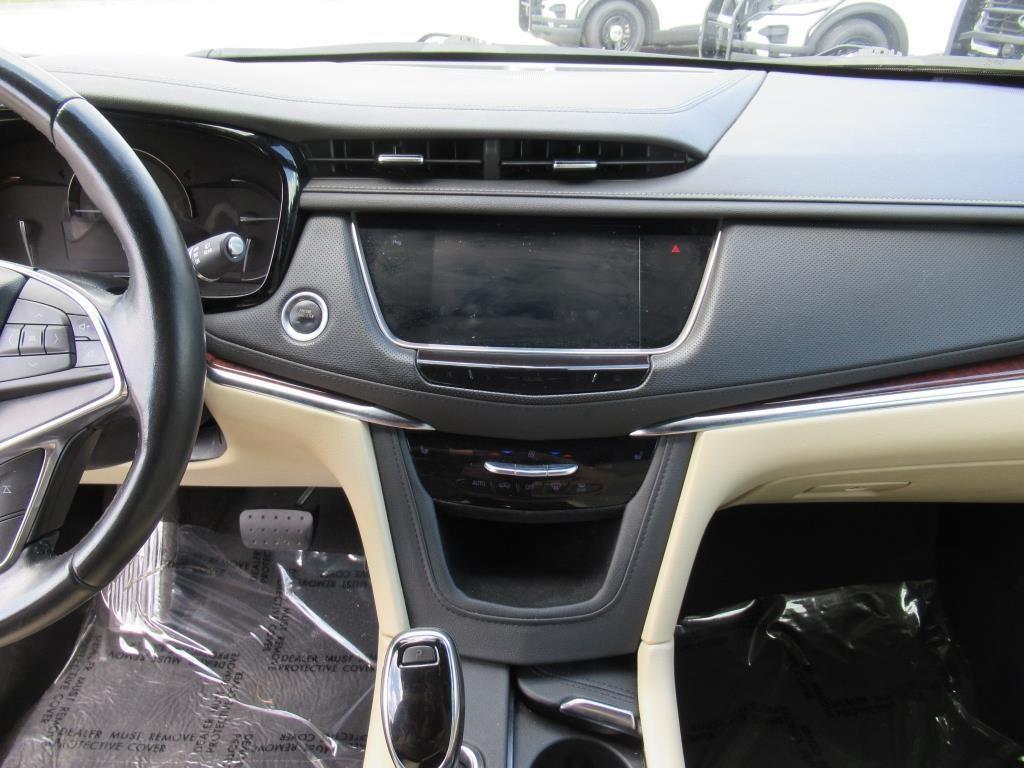 used 2019 Cadillac XT5 car, priced at $18,800