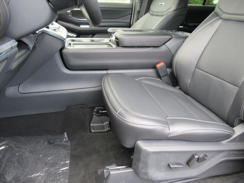 new 2025 Ford Expedition car, priced at $83,490
