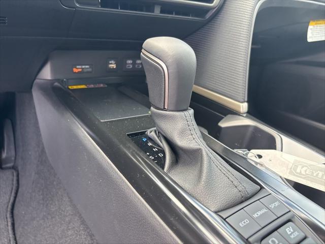 new 2025 Toyota Camry car, priced at $33,661