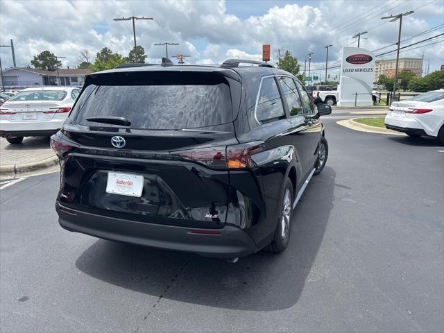 new 2025 Toyota Sienna car, priced at $47,017
