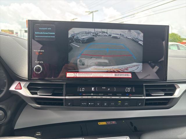 new 2025 Toyota Sienna car, priced at $47,017