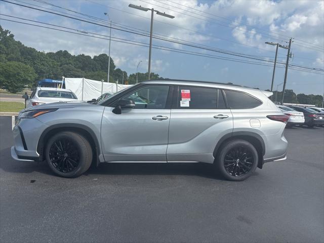 new 2025 Toyota Highlander car, priced at $50,220