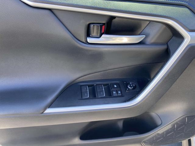 used 2022 Toyota RAV4 Hybrid car, priced at $36,124