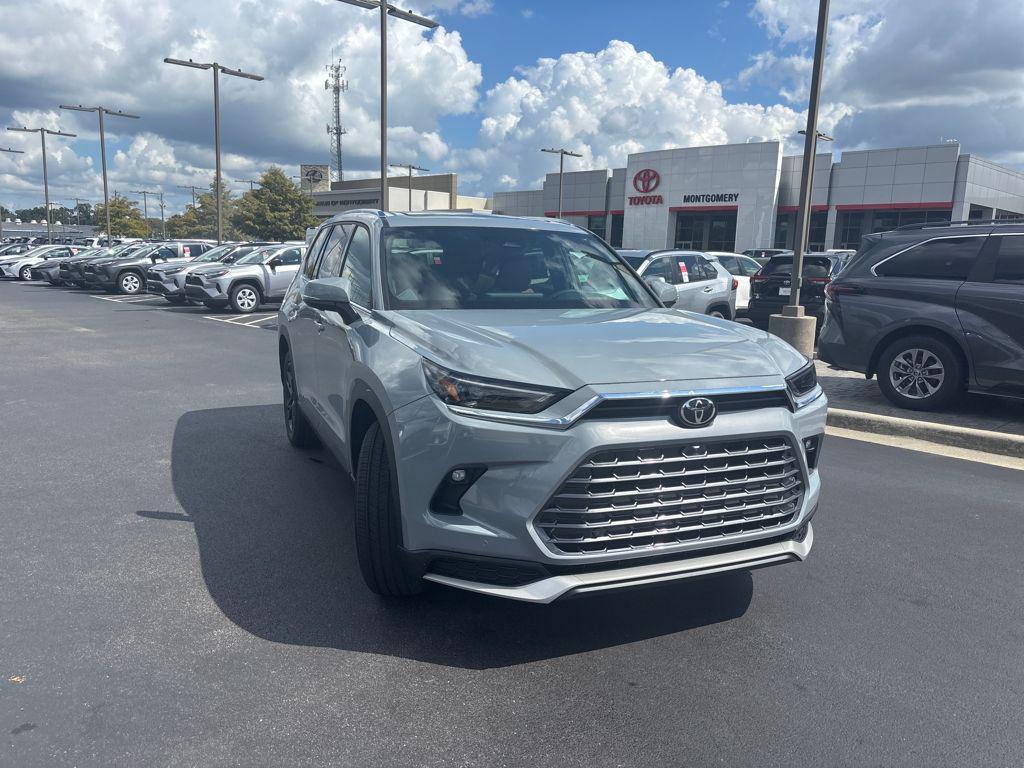 new 2026 Toyota Grand Highlander Hybrid car, priced at $60,884