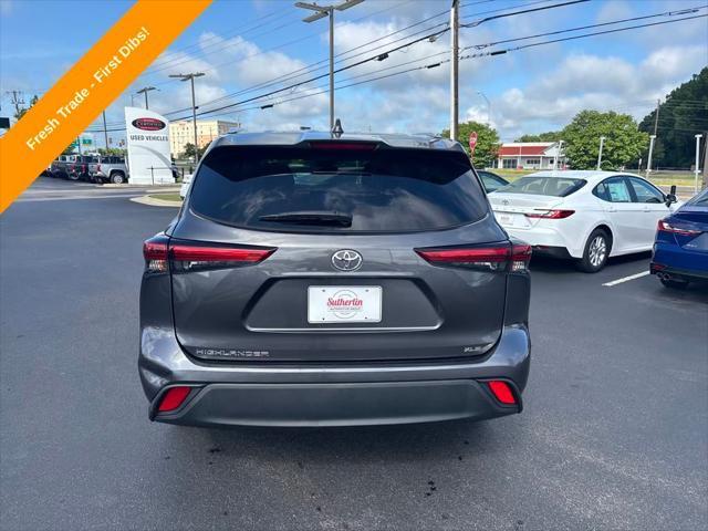 used 2023 Toyota Highlander car, priced at $36,700
