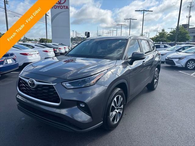 used 2023 Toyota Highlander car, priced at $36,700