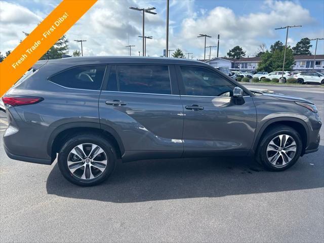 used 2023 Toyota Highlander car, priced at $36,700