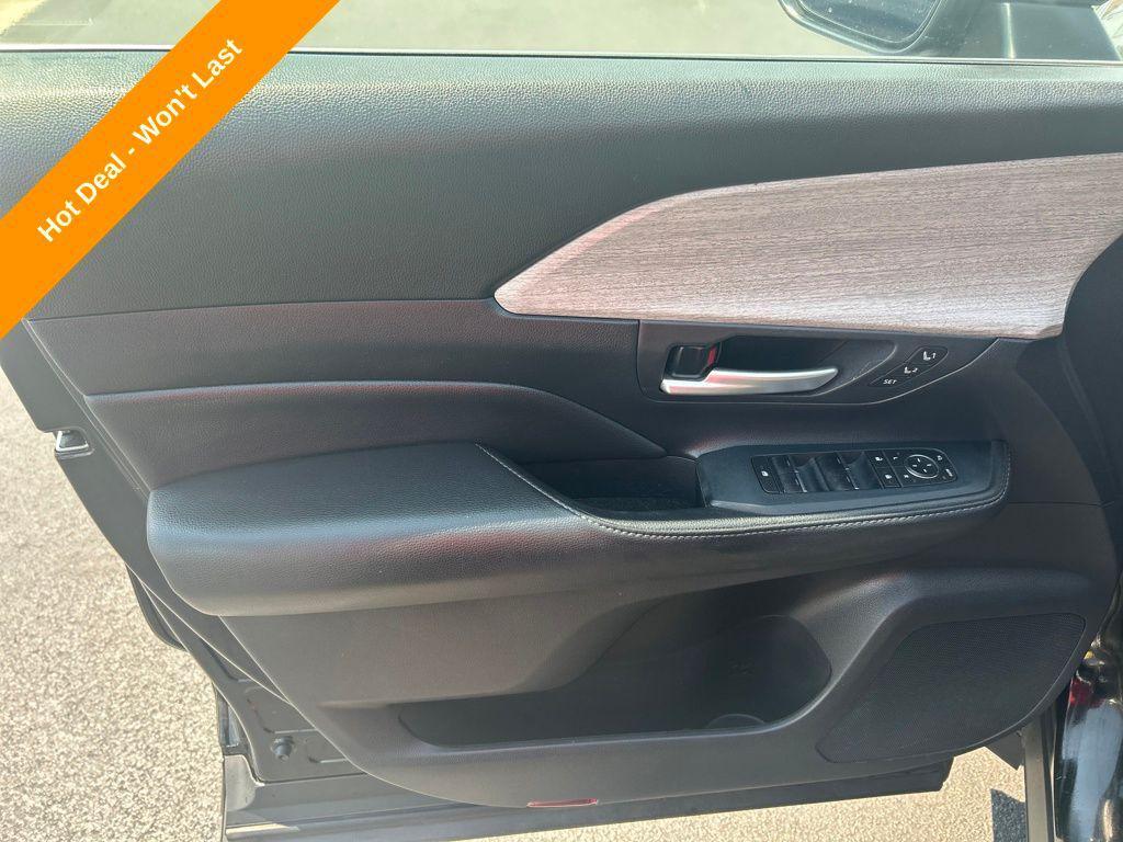 used 2024 Toyota Grand Highlander car, priced at $42,900