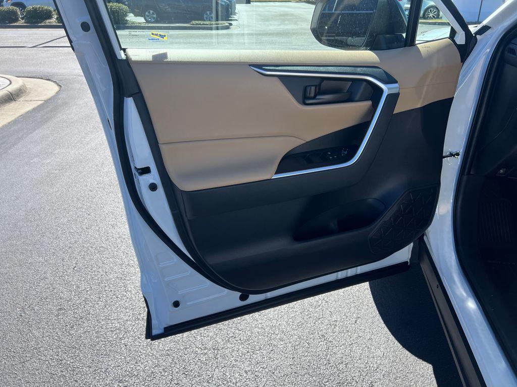 new 2025 Toyota RAV4 Hybrid car, priced at $32,557