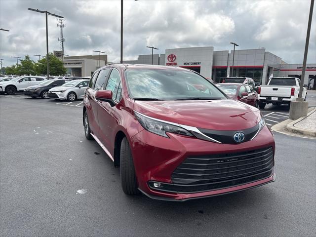 new 2025 Toyota Sienna car, priced at $46,438