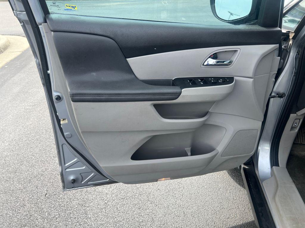 used 2016 Honda Odyssey car, priced at $10,700