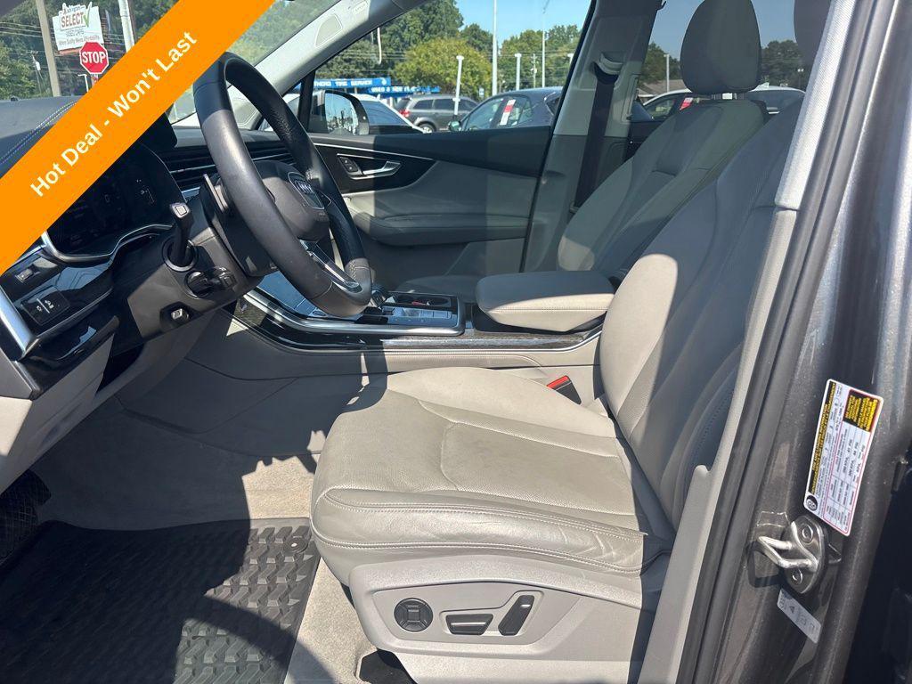 used 2023 Audi Q7 car, priced at $43,700