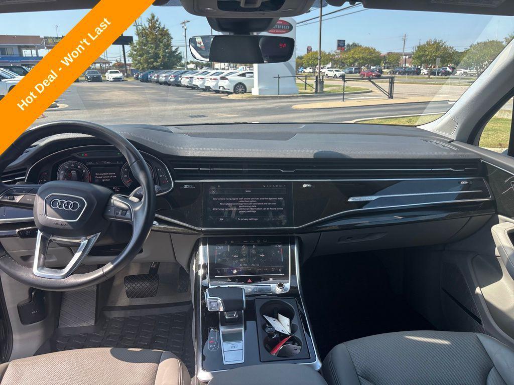 used 2023 Audi Q7 car, priced at $43,700