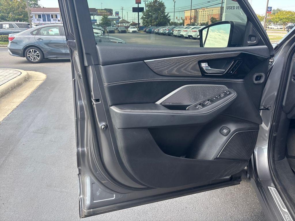 used 2023 Acura MDX car, priced at $47,900