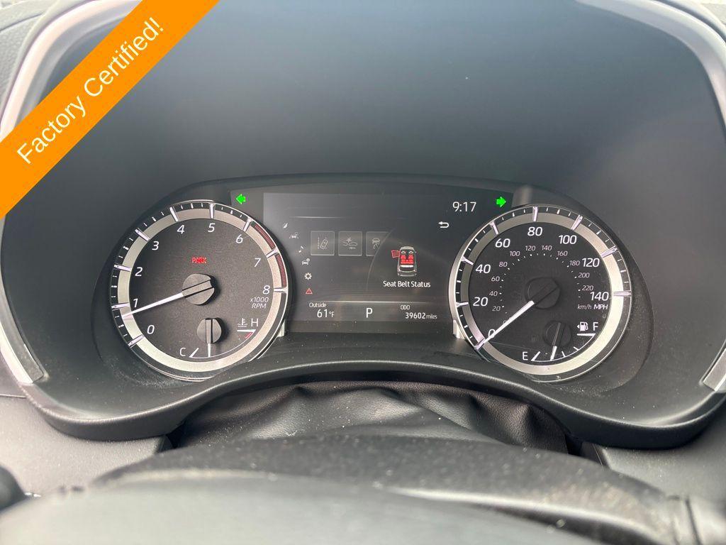 used 2023 Toyota Highlander car, priced at $39,400