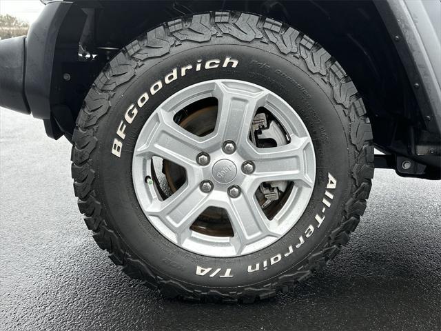 used 2018 Jeep Wrangler Unlimited car, priced at $23,363