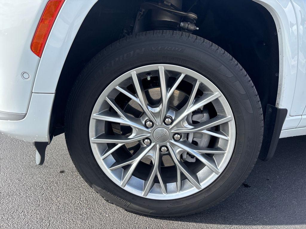used 2022 Jeep Grand Cherokee L car, priced at $37,500