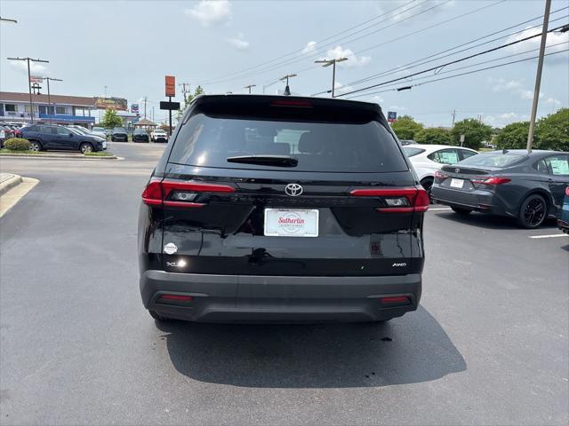 used 2024 Toyota Highlander car, priced at $41,589