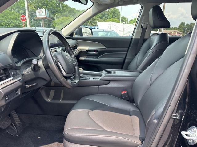 used 2024 Toyota Highlander car, priced at $41,589